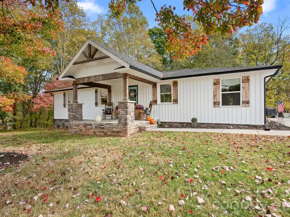 5264 Stagecoach Rd, Iron Station, NC 28080