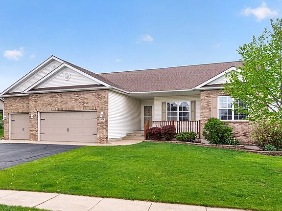 2nd image of 676 Persimmon St