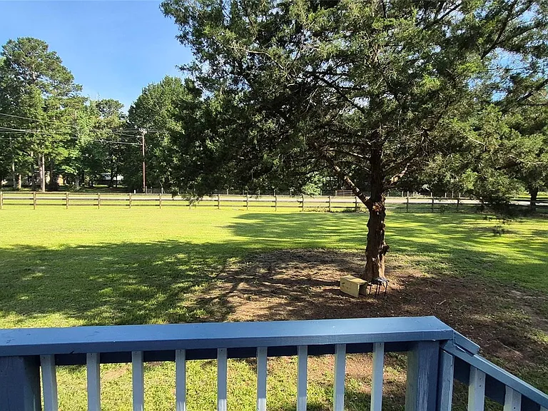 24430 Oak Hollow Blvd — Photo 34