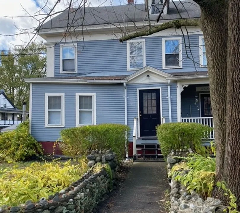 38 Railroad St