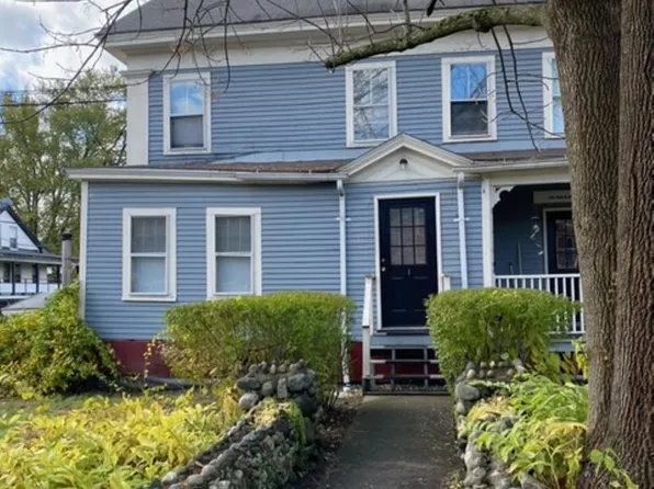 38 Railroad St