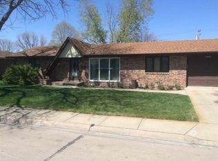 1401 W Philip Ave, North Platte, NE 69101