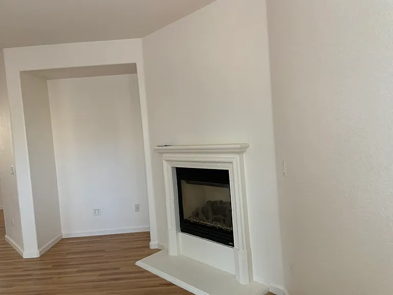 1742 Mammoth Way — Photo 6