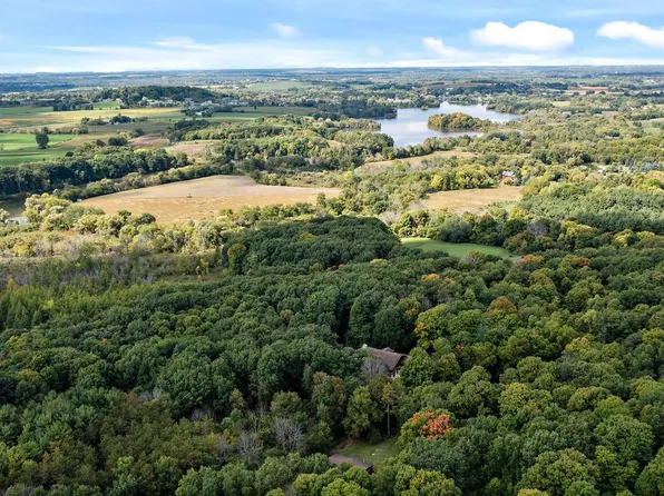 W1753 Pond ROAD, Rubicon, WI 53078