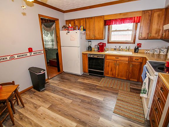 4th image of 121 Leawood Dr