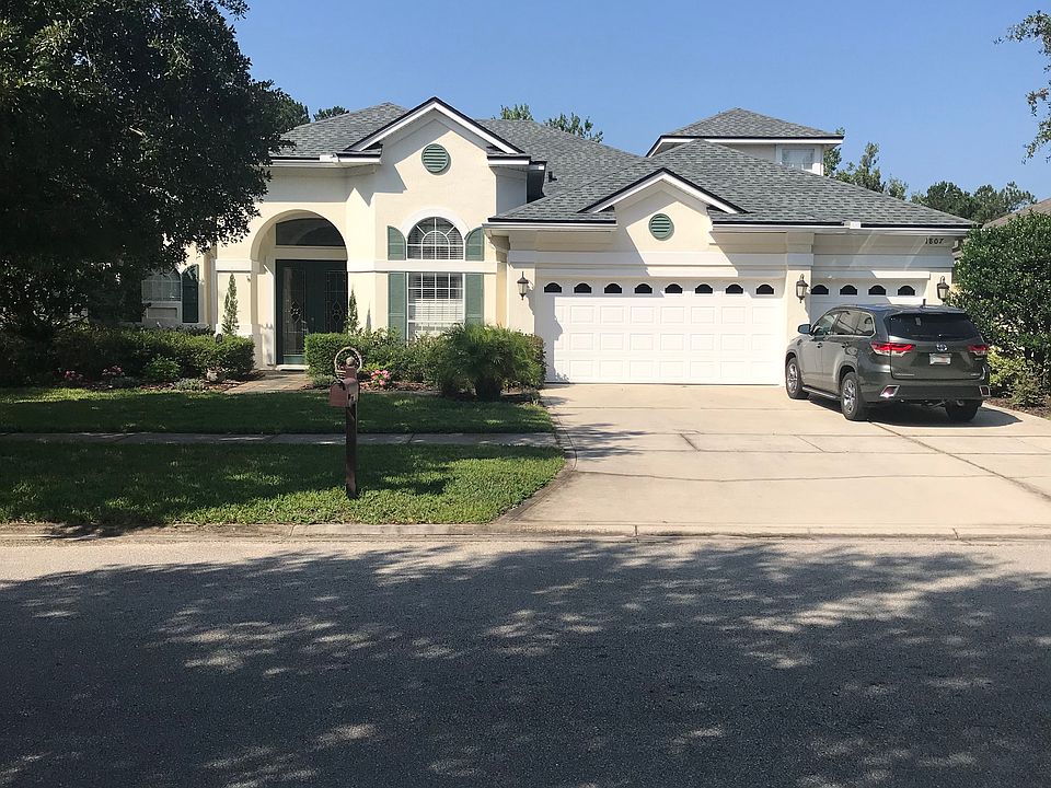 1st image of 1807 W Cobblestone Ln