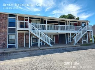 3401 SW Gage Blvd APT C, Topeka, KS 66614