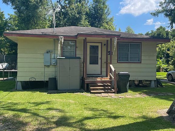 4th image of 14 & 16 Fernwood Dr