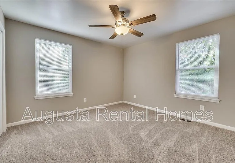 306 W Buena Vista Ave — Photo 24