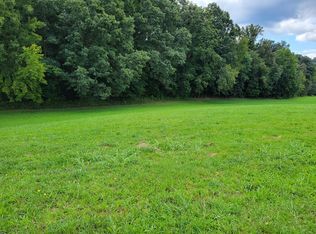 Cleveland Rd, Abingdon, VA 24211