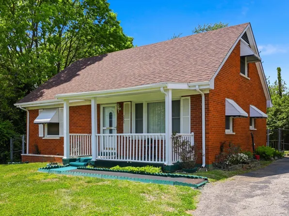 1555 Montrose Dr, Lexington, KY 40511