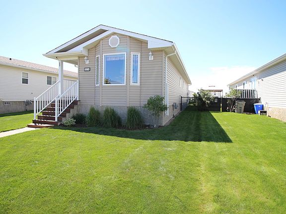 3rd image of 5014 Aspen Pl