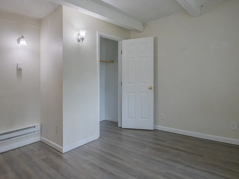 355 Raffetto Dr — Photo 14