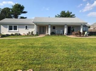 7 Melville Ln, Narragansett, RI 02882