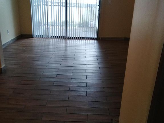 Living f Room