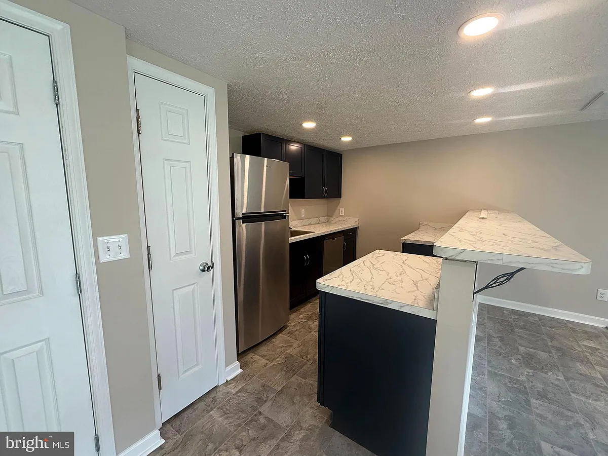 Building Photo - 17842 Saint Georges Park Rd #1
