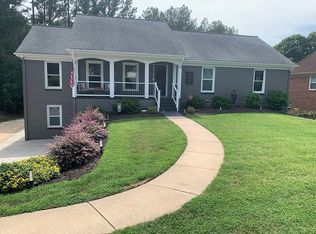 206 Wainsley Pl, Matthews, NC 28105