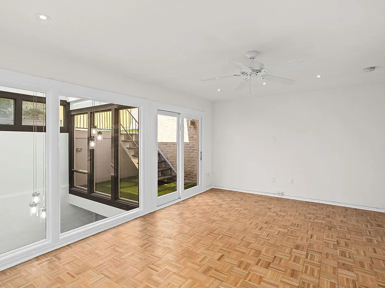 205 Chichester Pl #16 — Photo 35