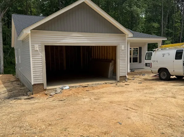 185 Rollins Acres Ln, Lillington, NC 27546