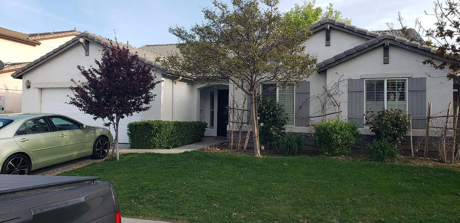 6178 E Sussex Way photo 1