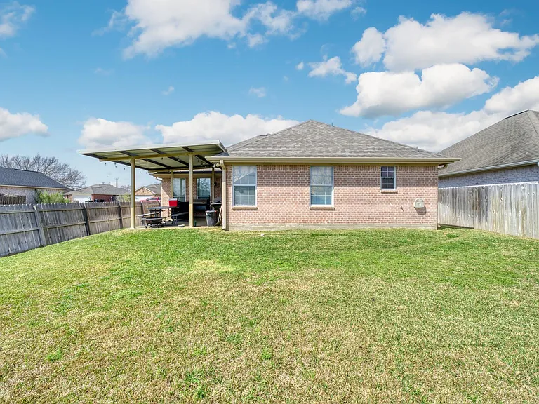 1008 Gardenia St — Photo 18