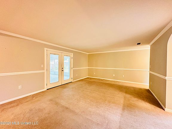 2nd image of 901 Sunfish St