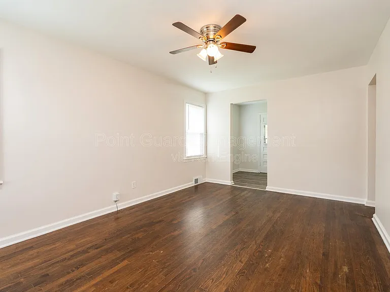 4710 E Mount Vernon St #4710 — Photo 3