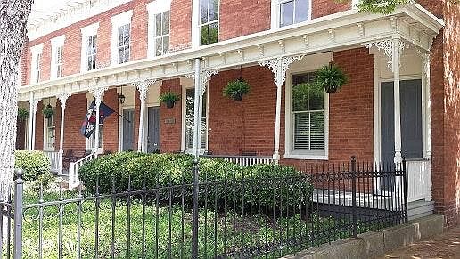 2nd image of 2218 E Grace St