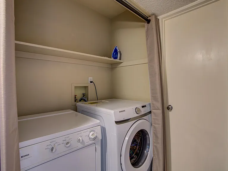 431 Wright St #209 — Photo 19