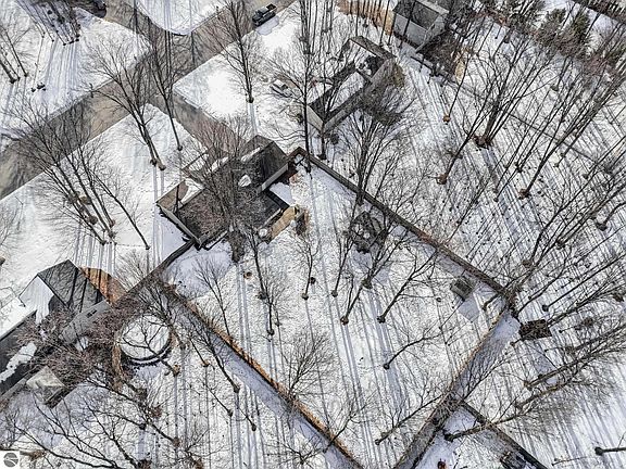3rd image of 2294 Woodcock Ln