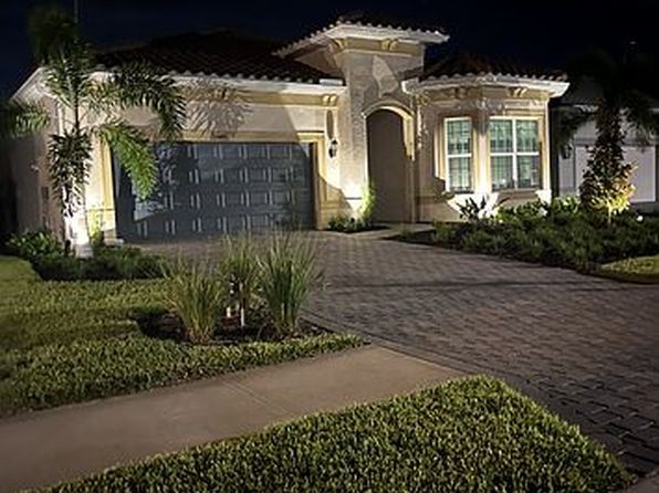 25544 Emerald Bend Cir