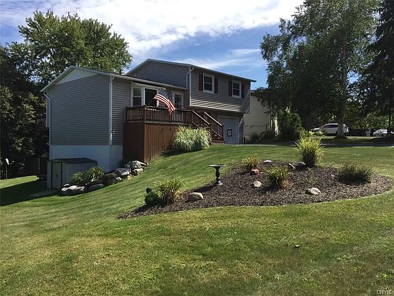 2nd image of 120 Helmi Dr