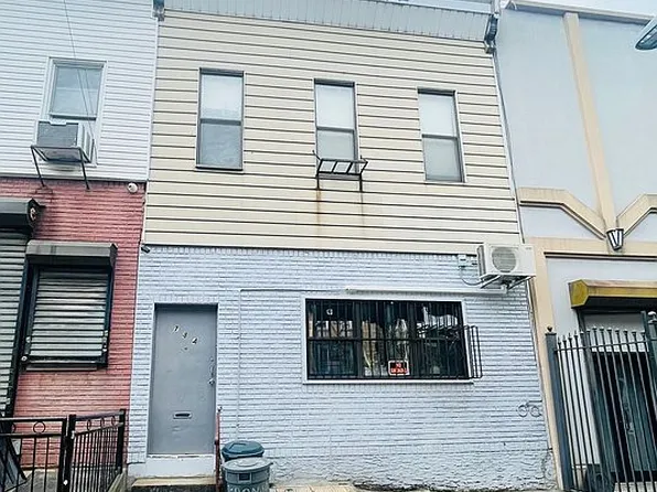 784 McDonald Ave, Brooklyn, NY 11218