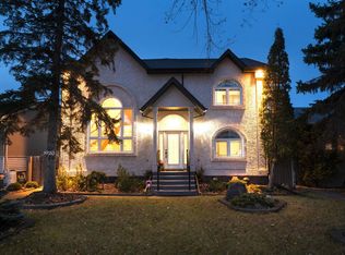 9720 65th Ave NW, Edmonton, AB T6E0K6