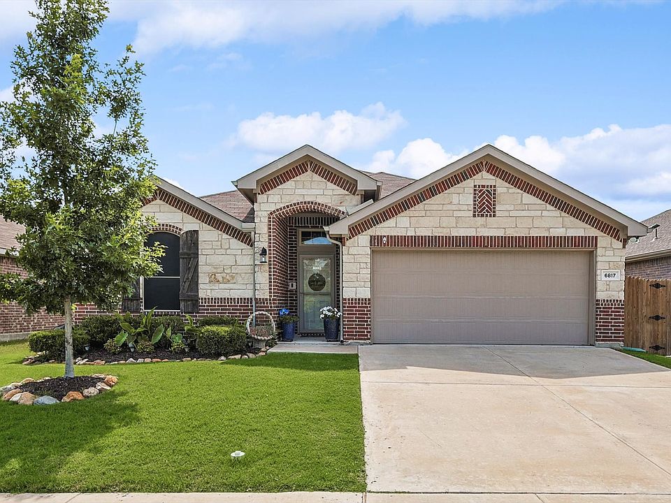 1st image of 6817 Woodlawn Dr