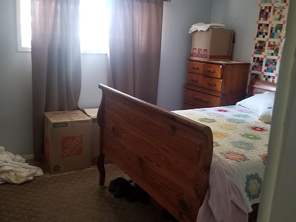 5th image of 806 Catalina Dr