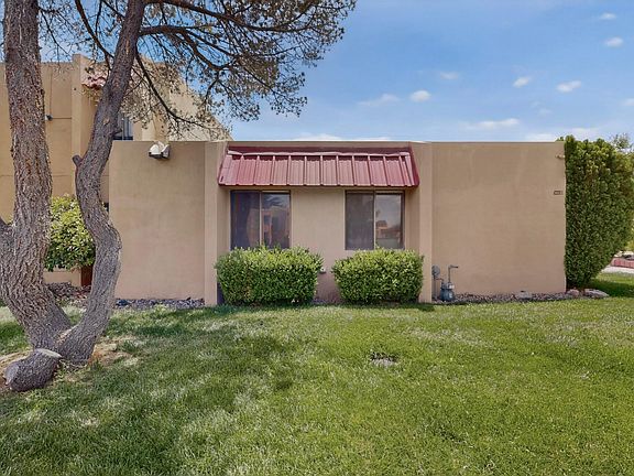 2nd image of 905 Country Club Dr SE APT F