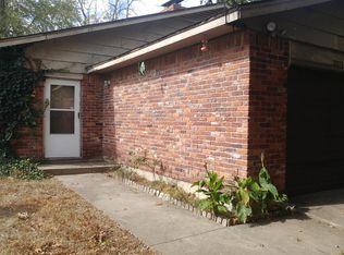 2227 N Country Club Rd #A, Muskogee, OK 74403