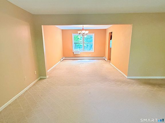 3rd image of 77 Evergreen Avenue