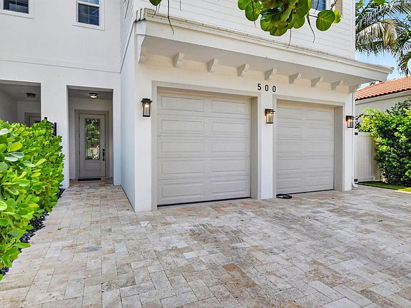 5th image of 500 NE Wavecrest Way