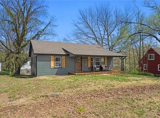 3801 Windsor Rd, Kansas City, MO 64133