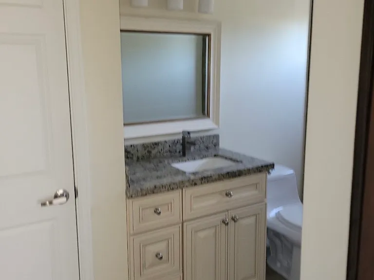 6918 Irvington Blvd #6918B — Photo 14