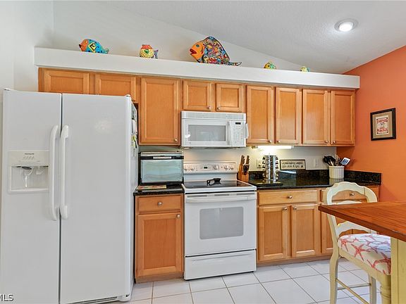 5th image of 7660 Grande Pine Rd