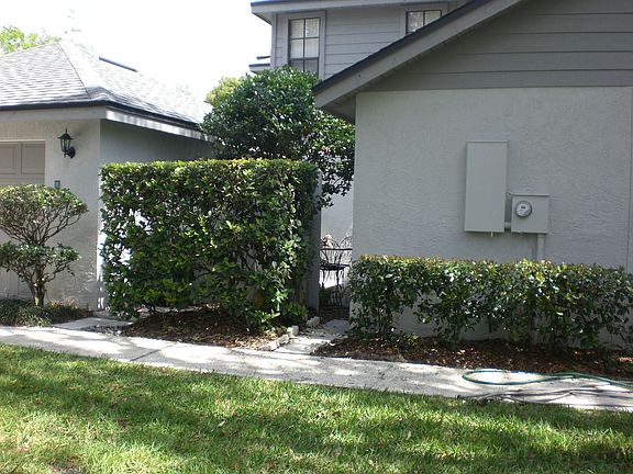 Private Patio area-Rt.side