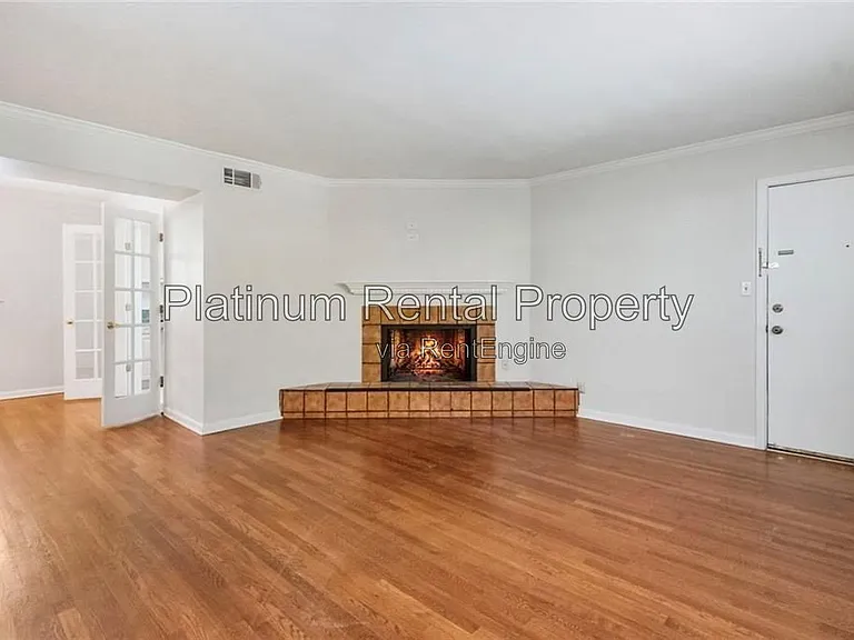 3660 Peachtree Rd NE #2C — Photo 6