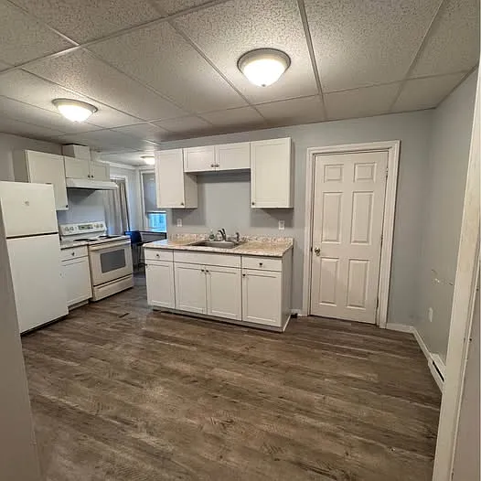 2 bed, 950 sqft, $1,800 — Photo 4
