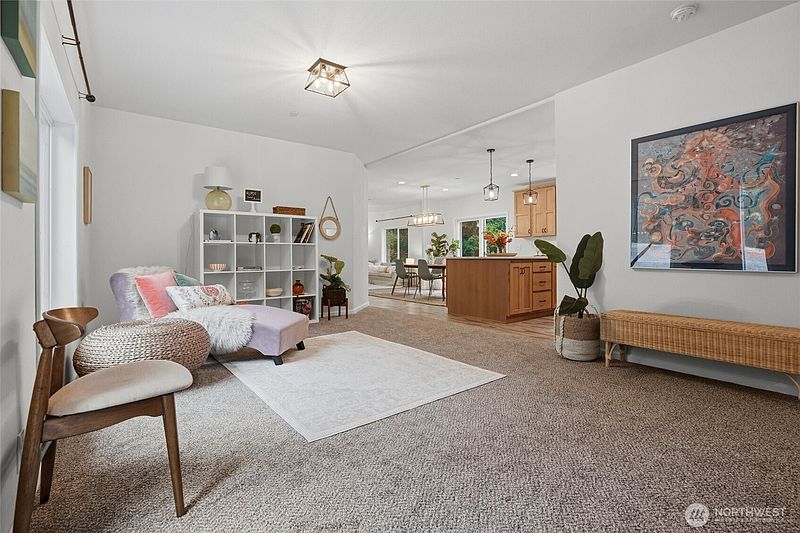 3rd image of 31571 Night Owl Avenue NE