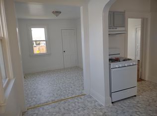 1220 N 4th St, Springfield, IL 62702