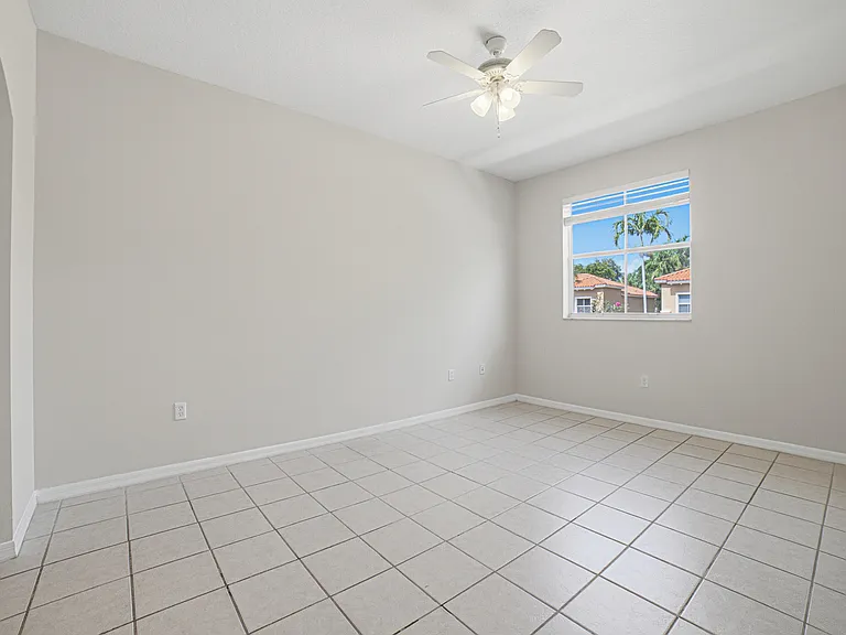 765 SW 107th Ave #2303 — Photo 15