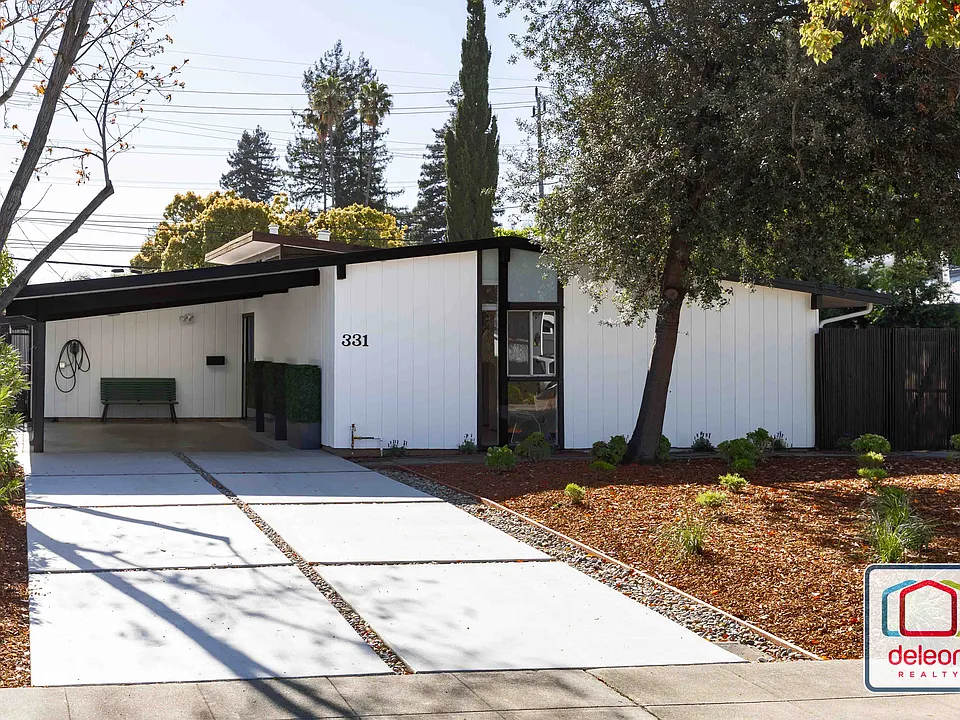 331 Carolina Ln